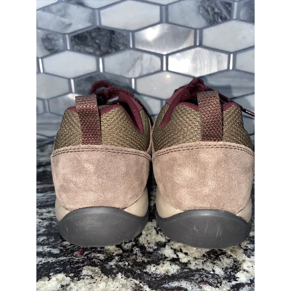 Columbia Womens Redmond V2 BL0830 Dark Truffle/Rich Wine 206‎ sz 9.5